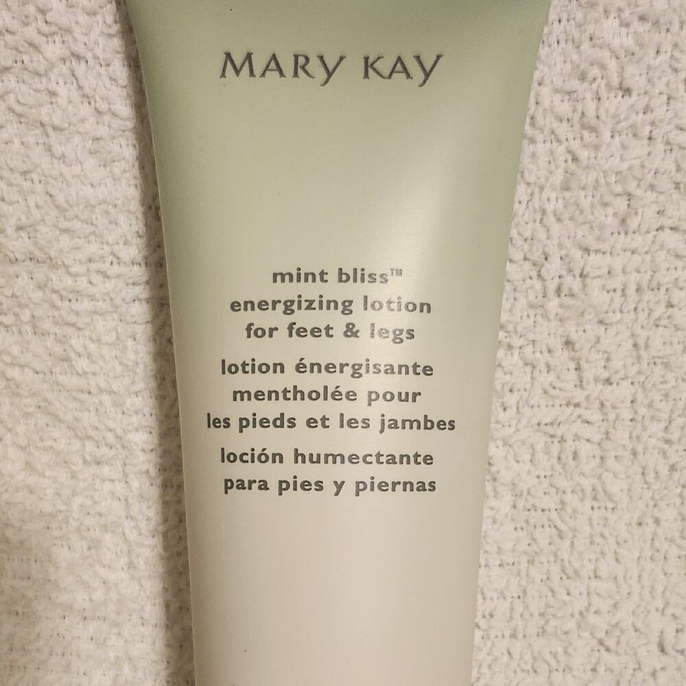 Mary Kay Mint Bliss Energizing Lotion for Feet & Legs